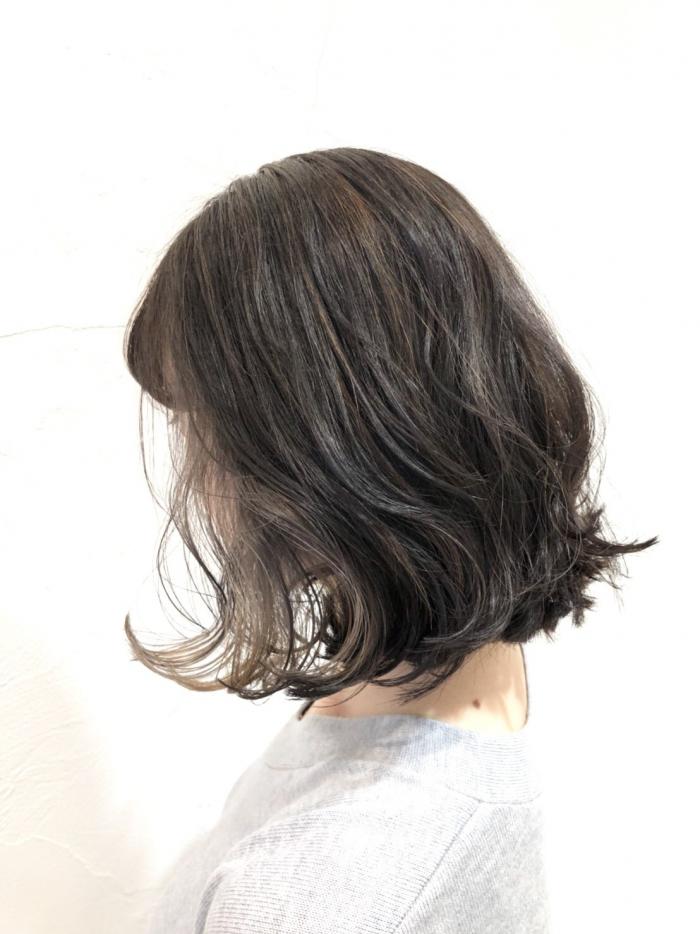 グレージュ×インナーカラー