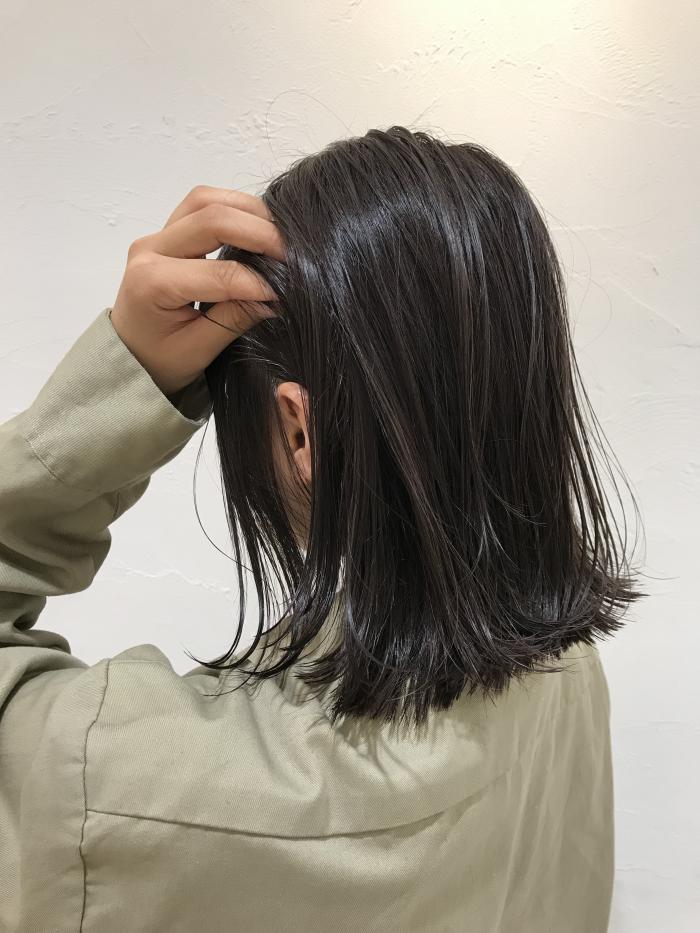 外ハネ×極細ハイライト