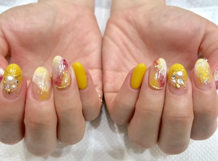 大人イエローネイル｜サブ写真②