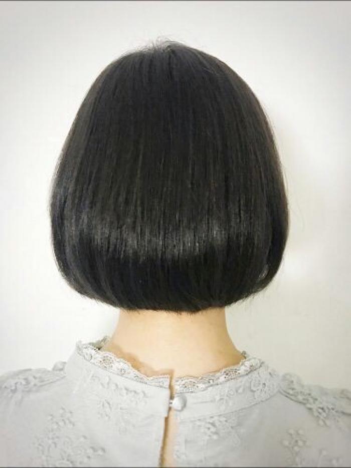 大人可愛い　小顔　ショートボブ
