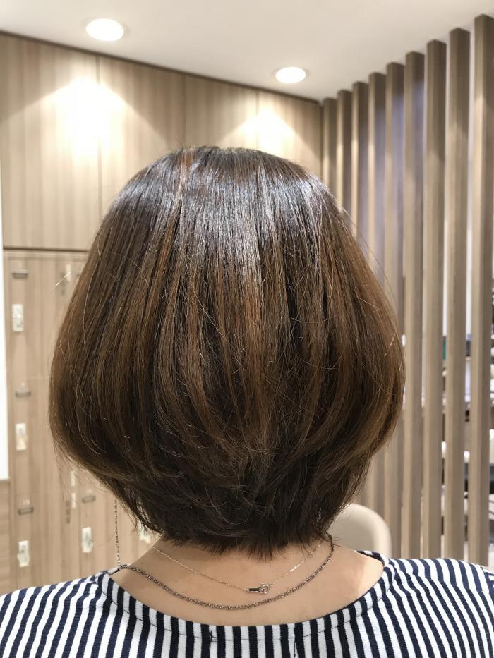 ナチュラルストレートボブ