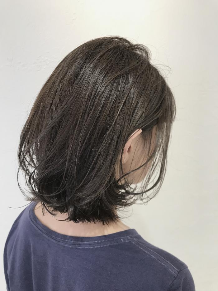 ナチュラルグレージュ