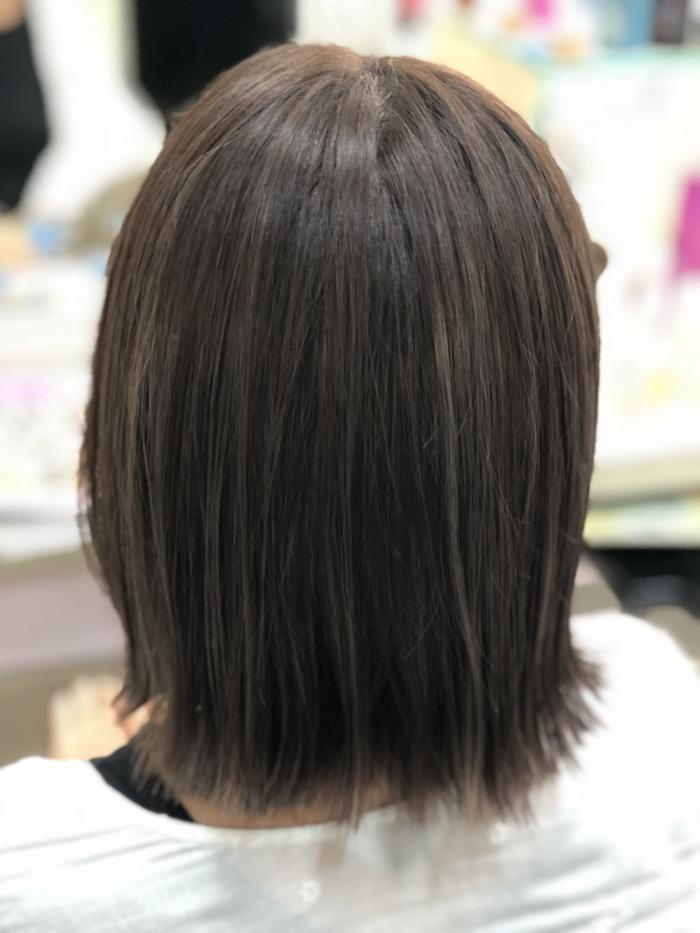 イルミナカラー×切りっぱなしボブ