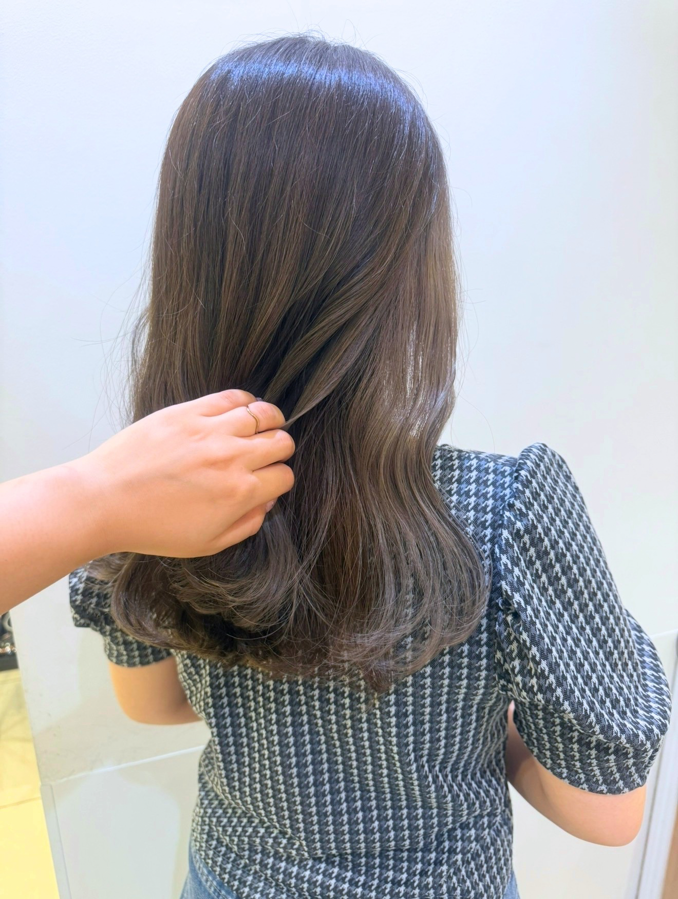 グレージュインナーカラー