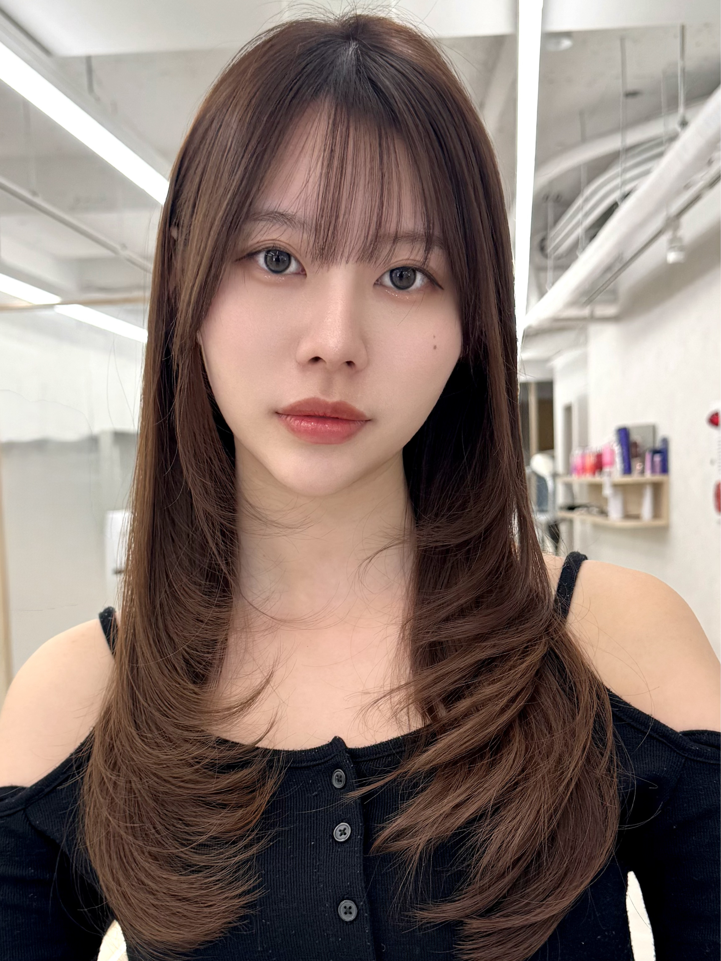 レイヤーカット韓国ヘアダブルカラー顔周り前髪カットボブ