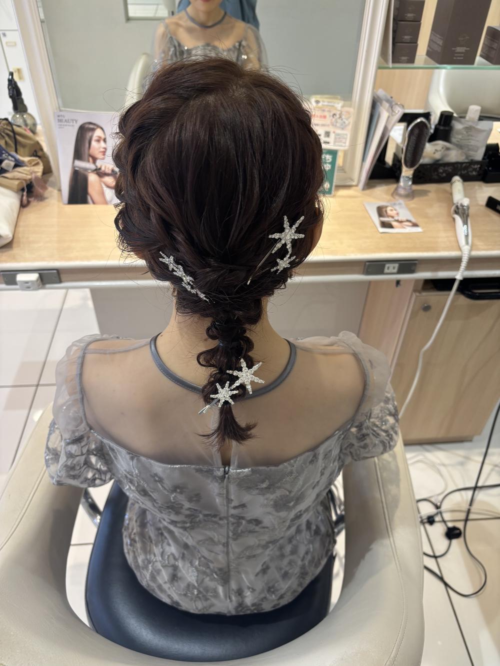 ミディアムヘアの編みおろし