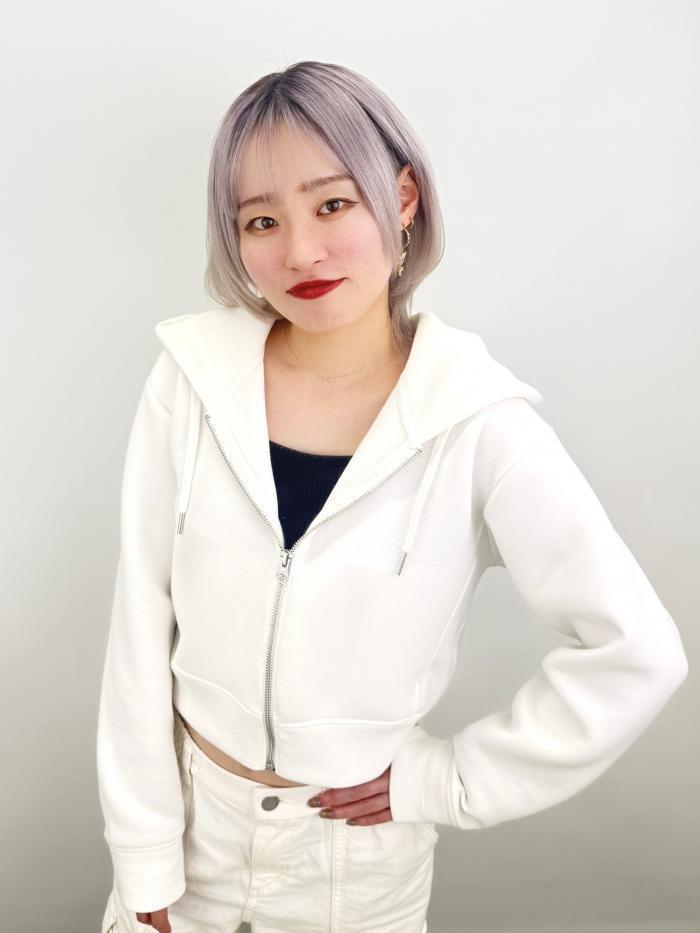 村松 杏奈