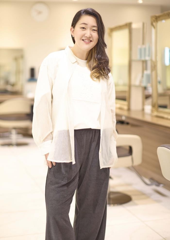 須山 麻美