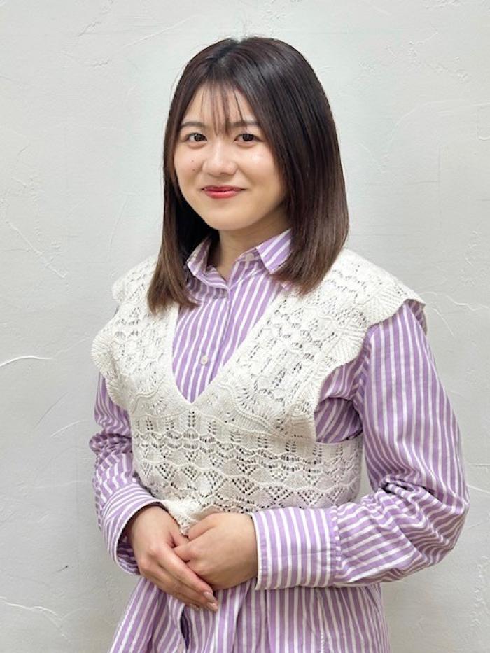 川島 梨菜