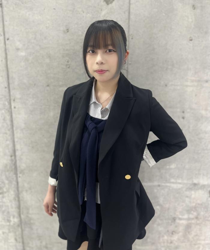 南 莉央